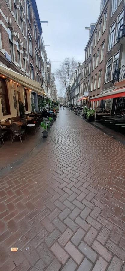 Charlotte, Not For Parties, Not A Hotel, Room With Shared Bathroom, No Kitchen Amsterdam Eksteriør bilde