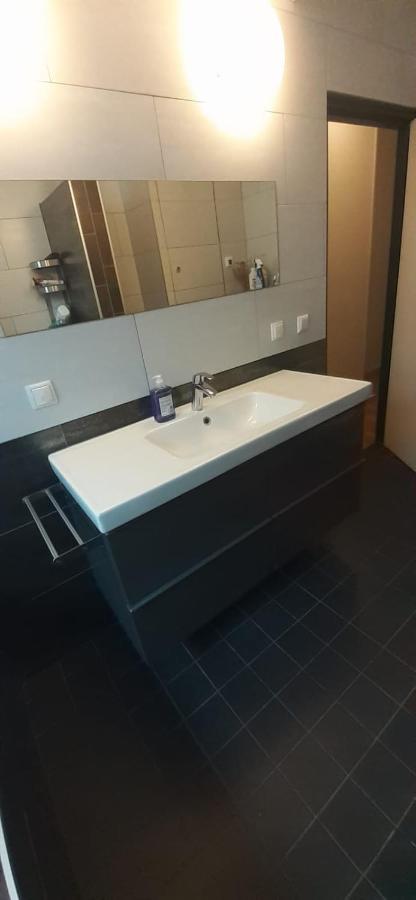 Charlotte, Not For Parties, Not A Hotel, Room With Shared Bathroom, No Kitchen Amsterdam Eksteriør bilde
