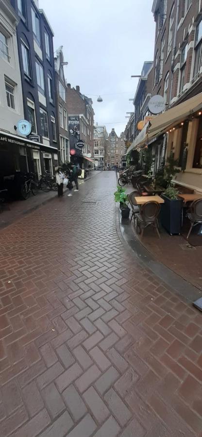 Charlotte, Not For Parties, Not A Hotel, Room With Shared Bathroom, No Kitchen Amsterdam Eksteriør bilde